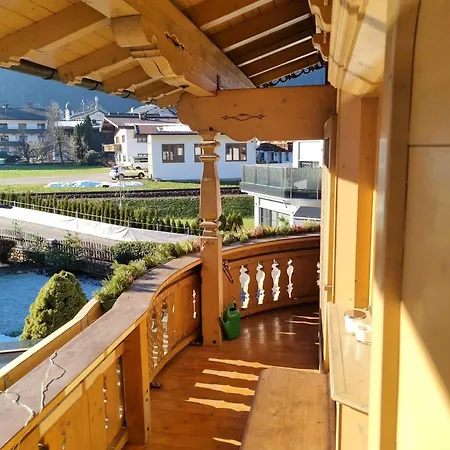 アパート Comfort-appartement Keiler シュリッタース